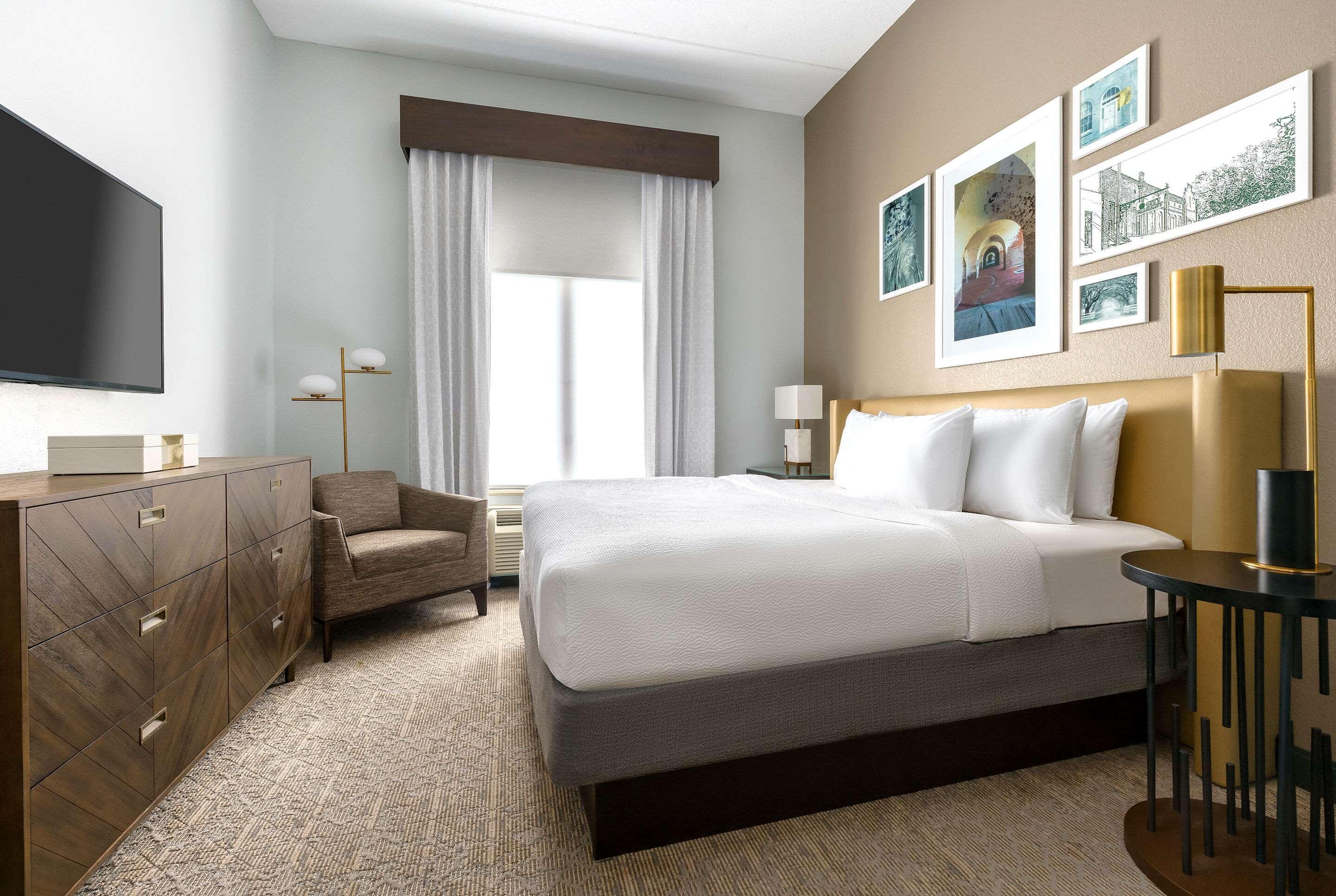 The Bluff Hotel Savannah, Tapestry Collection By Hilton מראה חיצוני תמונה